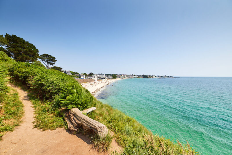 Vue sur la baie depuis la plage des Sables Blancs de Concarneau