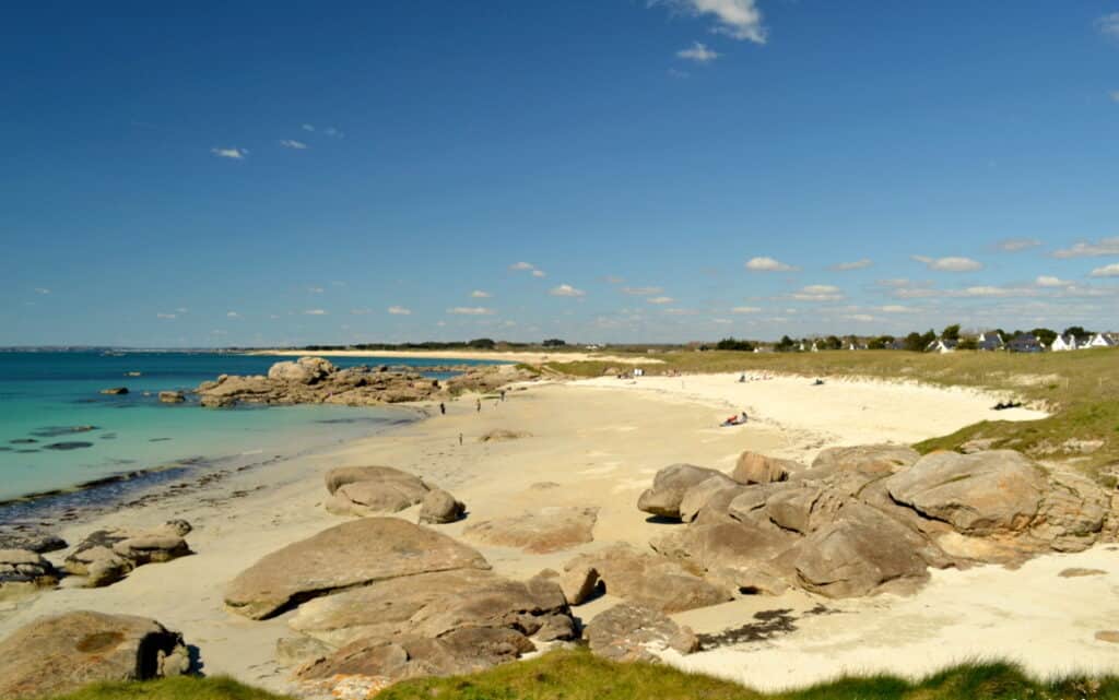 Plage de Feunteun Aodou à Trévignon, sable fin et eaux turquoise
